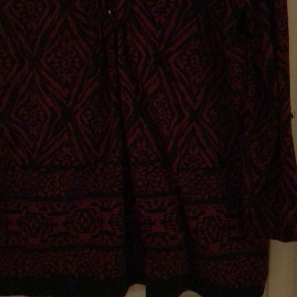 Kim Rogers Tunic - Picture 3 of 3